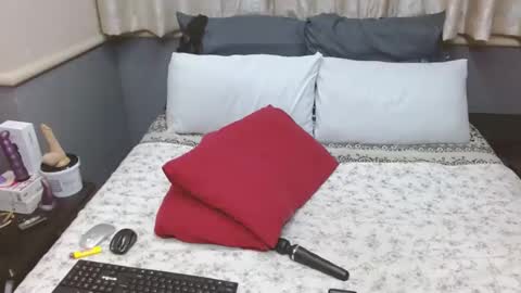 Snapshot of sexyassshaz chatting on 12/10/24, 12:17 shazz online show from 12/10/24, 12:17