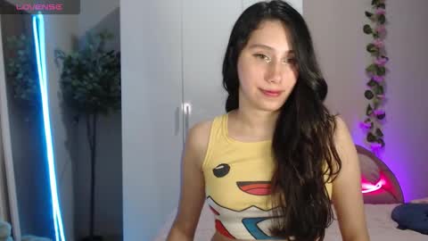 Snapshot of sexyasstime_1718 chatting on 01/07/26, 01:30 Alice online show from 01/07/26, 01:30