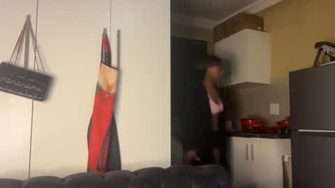 sexyasszeeee online show from 03/12/26, 07:20