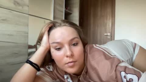 ALAYA  online show from 10/03/25, 04:04