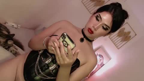 Snapshot of sexybaby2999 chatting on 02/01/25, 03:07 Lexie online show from 02/01/25, 03:07