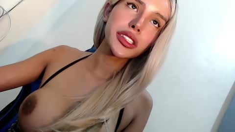Seraphina Blaze online show from 02/15/25, 08:44