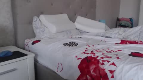 Sexyblonde4u58 online show from 03/27/26, 05:13