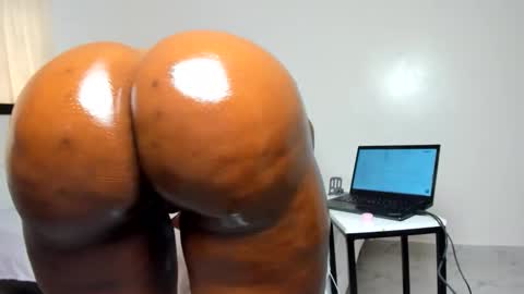 Snapshot of sexybootydoll chatting on 02/17/26, 11:18 sexybootydoll online show from 02/17/26, 11:18