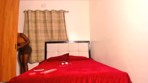 sexybootydoll online show from 03/16/26, 07:07