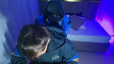 Snapshot of sexyboy_vc chatting on 10/08/25, 12:14 owen sky online show from 10/08/25, 12:14