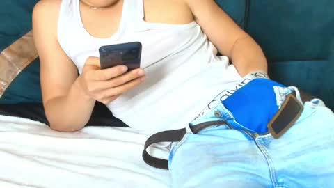 Snapshot of sexyboy_vc chatting on 10/10/25, 02:38 owen sky online show from 10/10/25, 02:38