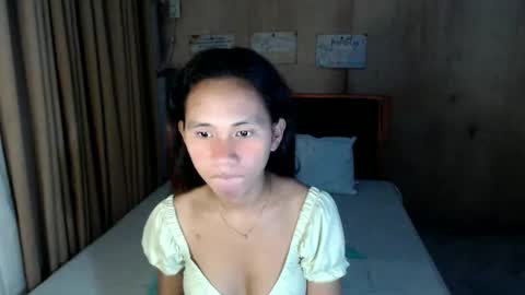 Snapshot of sexybriannabonita chatting on 05/10/26, 12:49 sunshine online show from 05/10/26, 12:49