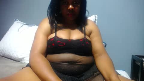 sexybustyebony19 online show from 03/29/26, 10:21