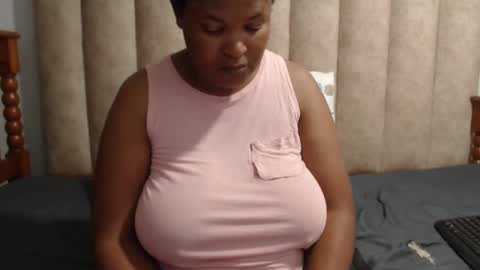 sexybustyxx online show from 12/16/25, 06:29