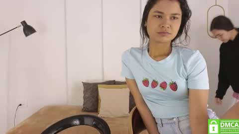 Snapshot of sexychanell_18 chatting on 01/12/26, 01:16 chanell and yina online show from 01/12/26, 01:16