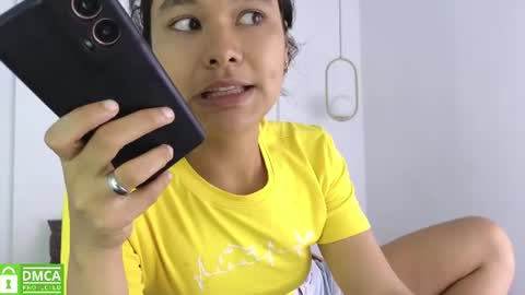 chanell and yina online show from 07/04/26, 01:50