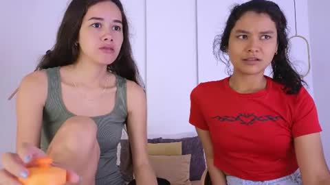 chanell and yina online show from 07/17/26, 01:51