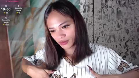 Miss Cheng online show from 07/01/26, 04:36
