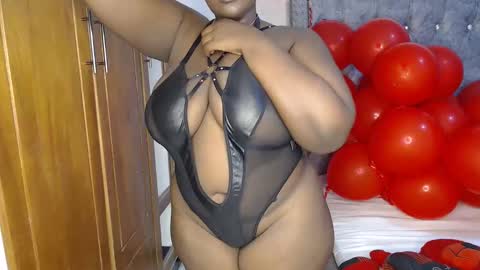 sexychocco online show from 02/17/25, 09:08