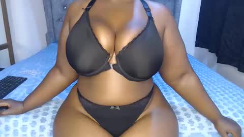 sexychocco online show from 10/04/25, 11:52