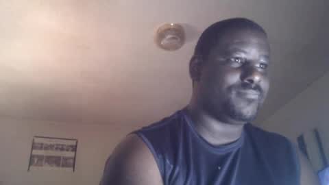 Snapshot of sexychocolate5436543 chatting on 03/04/25, 10:38 sexychocolate online show from 03/04/25, 10:38