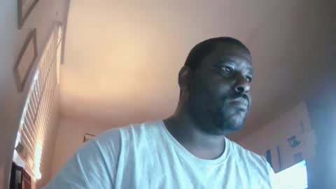 Snapshot of sexychocolate5436543 chatting on 11/21/25, 12:48 sexychocolate online show from 11/21/25, 12:48