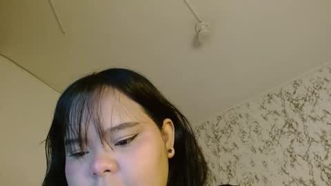 Snapshot of sexychubbyy chatting on 12/15/25, 06:12 Eva online show from 12/15/25, 06:12