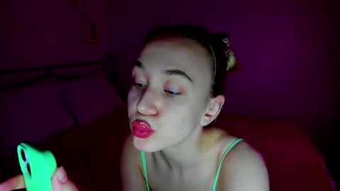 Sophia online show from 02/19/25, 11:49