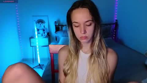 Sophia online show from 09/11/25, 08:14