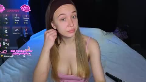 Sophia online show from 03/28/26, 01:33