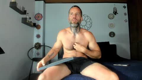 Antonioylola online show from 04/02/26, 04:26