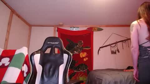 Austin and Megan online show from 02/19/26, 06:31