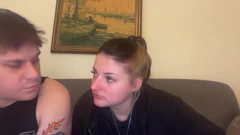 sexycouple41110 online show from 03/07/26, 04:53