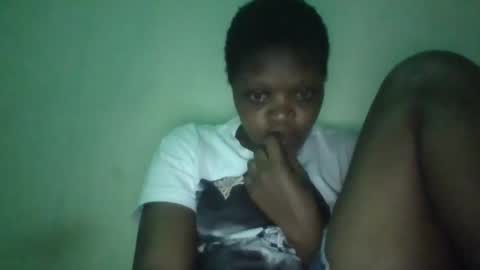 Snapshot of sexydee101436 chatting on 02/18/26, 04:25 sexydee101436 online show from 02/18/26, 04:25