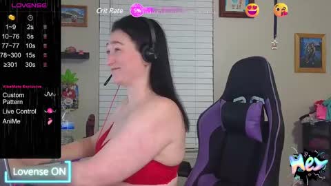 Snapshot of sexydistraction1 chatting on 01/10/25, 10:36  SexyDistraction  online show from 01/10/25, 10:36