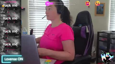Snapshot of sexydistraction1 chatting on 03/11/25, 02:51  SexyDistraction  online show from 03/11/25, 02:51