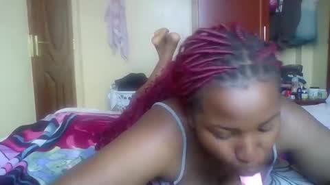 sexydivaslut_2 online show from 05/07/26, 09:36
