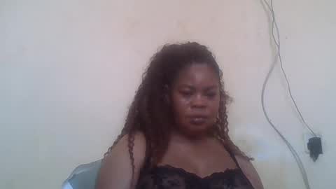 Snapshot of sexydove2 chatting on 06/26/26, 07:24 EMILY online show from 06/26/26, 07:24