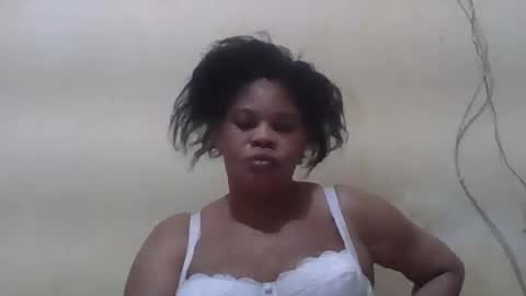 Snapshot of sexydove2 chatting on 07/05/26, 06:04 EMILY online show from 07/05/26, 06:04