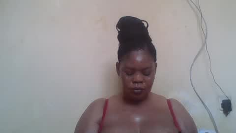 Snapshot of sexydove2 chatting on 07/19/26, 06:50 EMILY online show from 07/19/26, 06:50
