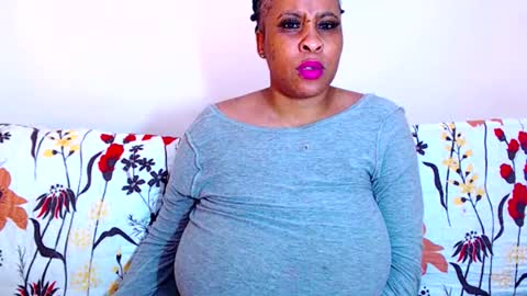 sexyebonylove89 online show from 12/15/25, 05:12