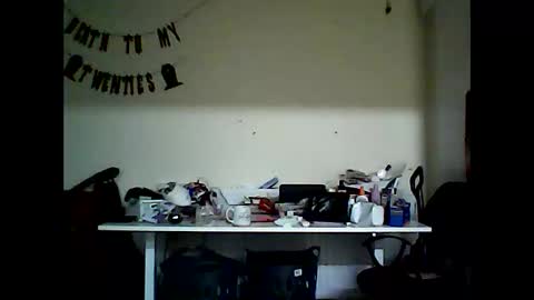 Wouldntyouliketoknow online show from 09/19/25, 06:41