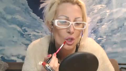 Snapshot of sexyeni chatting on 02/20/25, 02:51 ENI pvt moan your name WHEN I M NOT online you tell me in SNAPCHAT deal yes add me... FREE TWITTER magiconline101...... online show from 02/20/25, 02:51