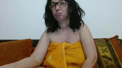 Eva online show from 04/11/26, 02:16