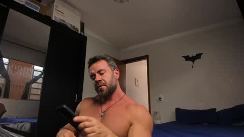Snapshot of sexyflightz chatting on 12/27/24, 05:05 chris online show from 12/27/24, 05:05