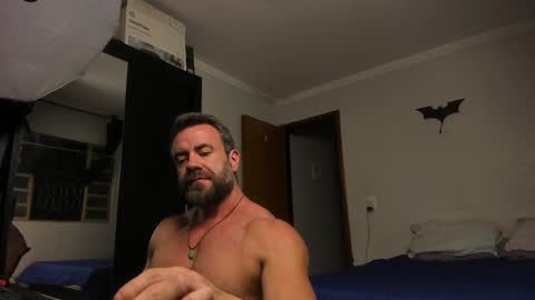 Snapshot of sexyflightz chatting on 02/28/25, 10:28 chris online show from 02/28/25, 10:28