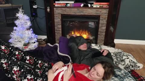 Snapshot of sexygamermomma chatting on 12/23/24, 05:39 sexygamermomma online show from 12/23/24, 05:39