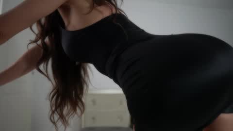 Snapshot of sexygirlforyouuu chatting on 01/25/25, 03:30 Vanessa online show from 01/25/25, 03:30