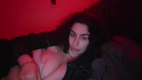 Snapshot of sexygoddesslizaaa chatting on 02/04/25, 10:32 ETERNAL GODDESS WOMAN  online show from 02/04/25, 10:32