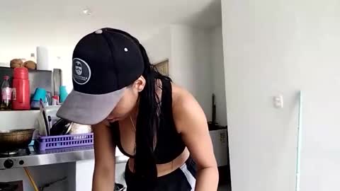 sexygril01 online show from 11/05/25, 04:51