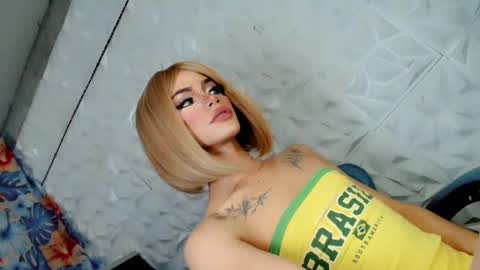 Snapshot of sexyhotbabe18 chatting on 01/30/25, 12:29 sexyhotbabe18 online show from 01/30/25, 12:29