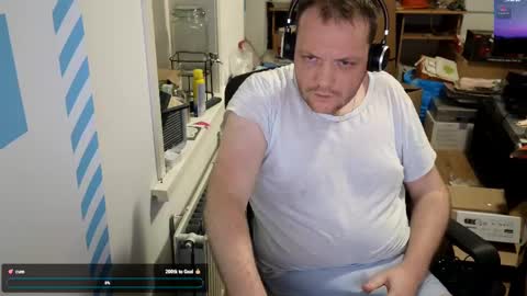 Snapshot of sexyhotboy87 chatting on 12/23/24, 05:17 Henry online show from 12/23/24, 05:17