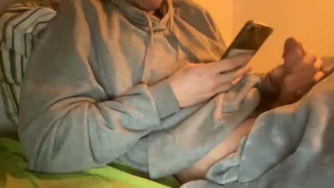 Snapshot of sexyitayes chatting on 01/14/26, 05:18 sexyitayes online show from 01/14/26, 05:18