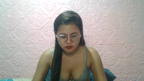 Snapshot of sexyjessa20 chatting on 06/30/26, 11:39 sexyjessa20 online show from 06/30/26, 11:39